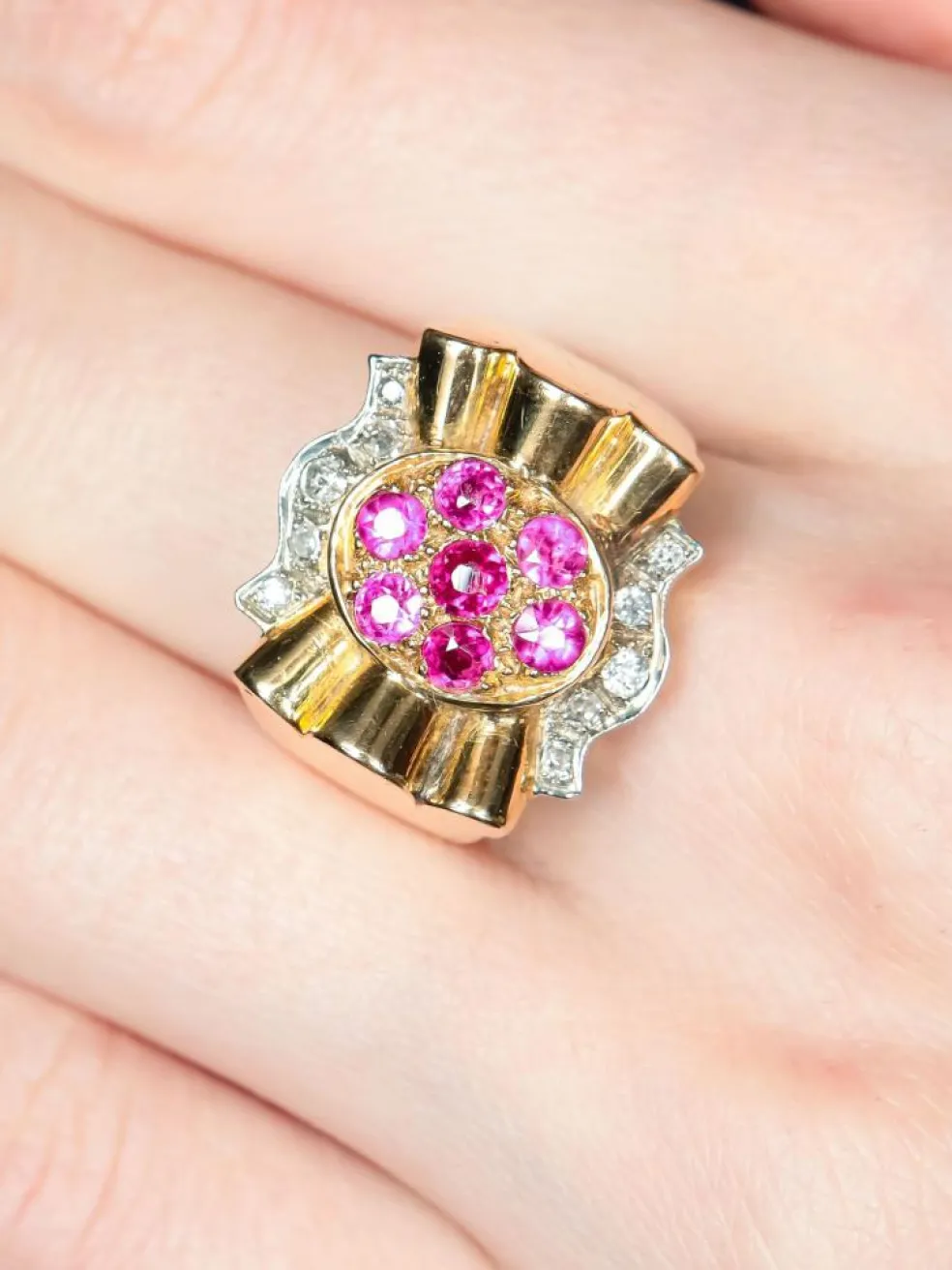 Bague fleur rubis diamants or jaune