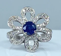 Bague fleur saphir diamants