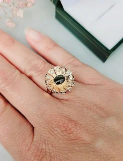 Bague Fleur Saphir étoilé