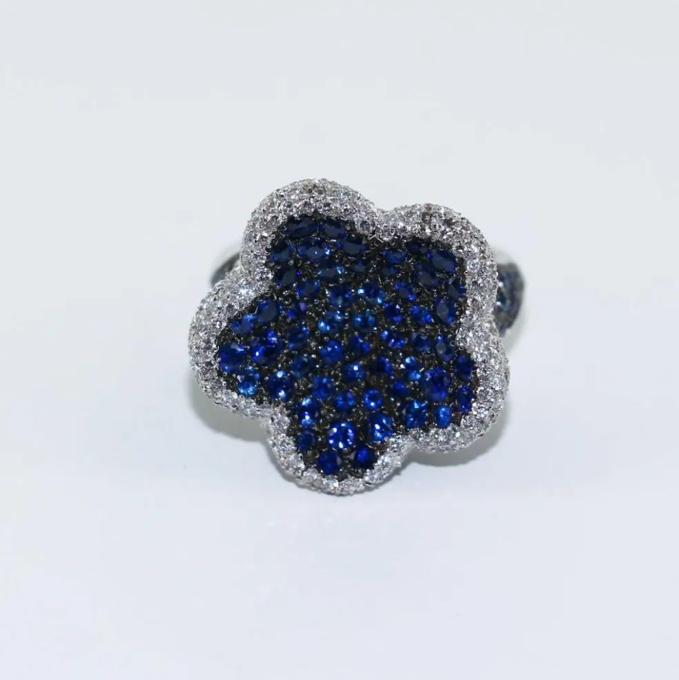 Bague Fleur saphirs diamants
