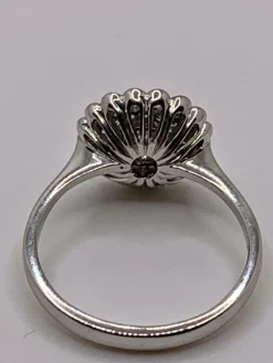 Bague fleur vintage diamants