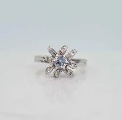 Bague fleur vintage or jaune