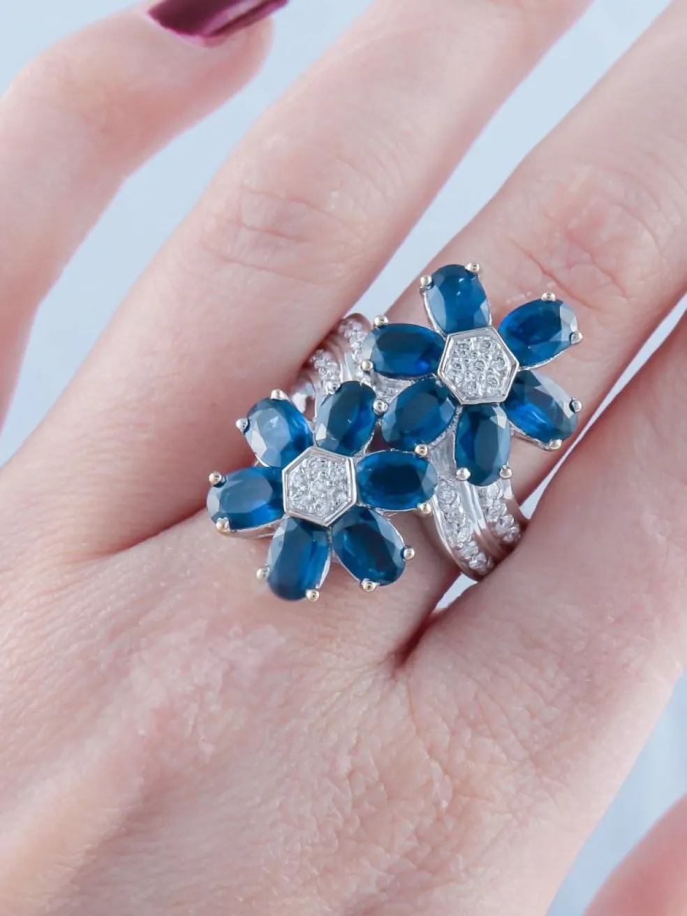 Bague Fleurs Saphirs Diamants