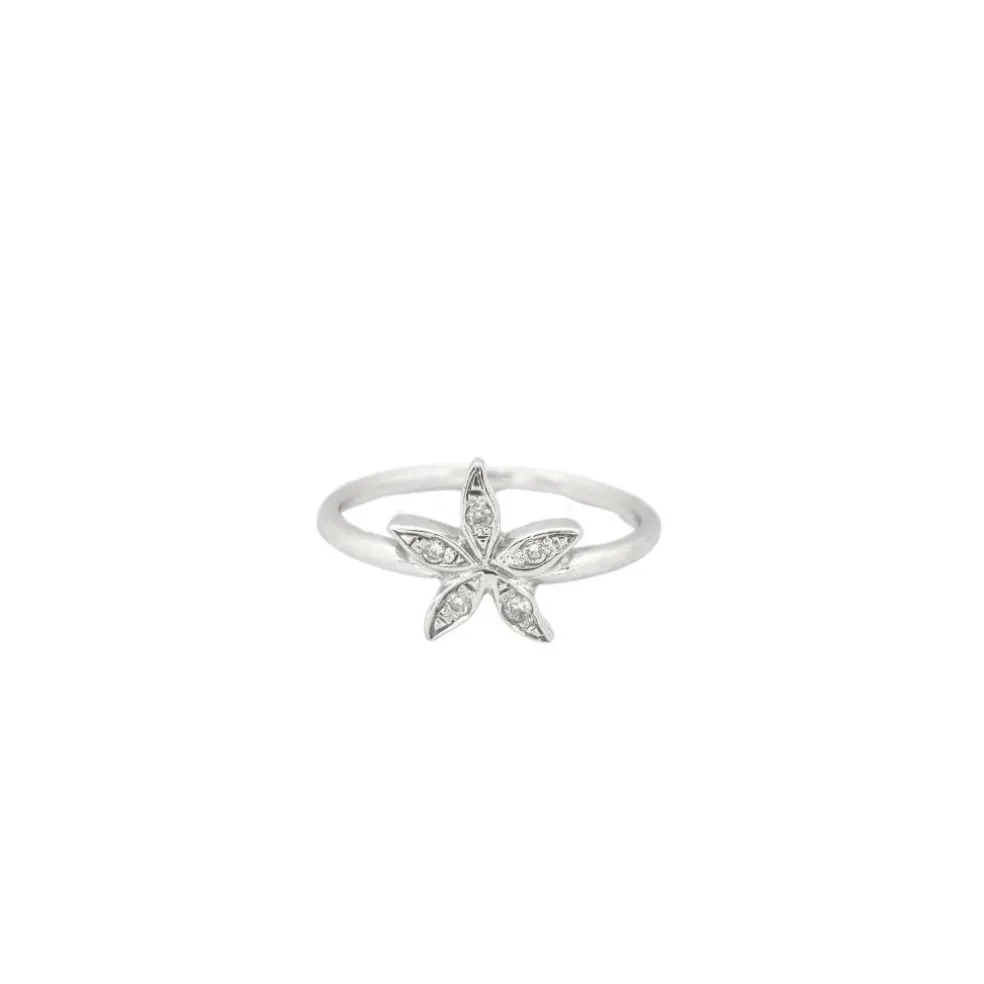 Bague florale en or blanc et diamants