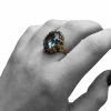 Bague française du début des années 1900 avec spinelle bleu