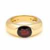 Bague gitane en or jaune et grenat