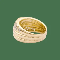 Bague godrons en or jaune et diamants.