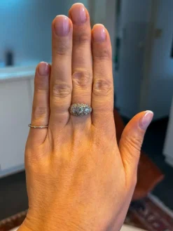 Bague géorgienne en platine et diamant