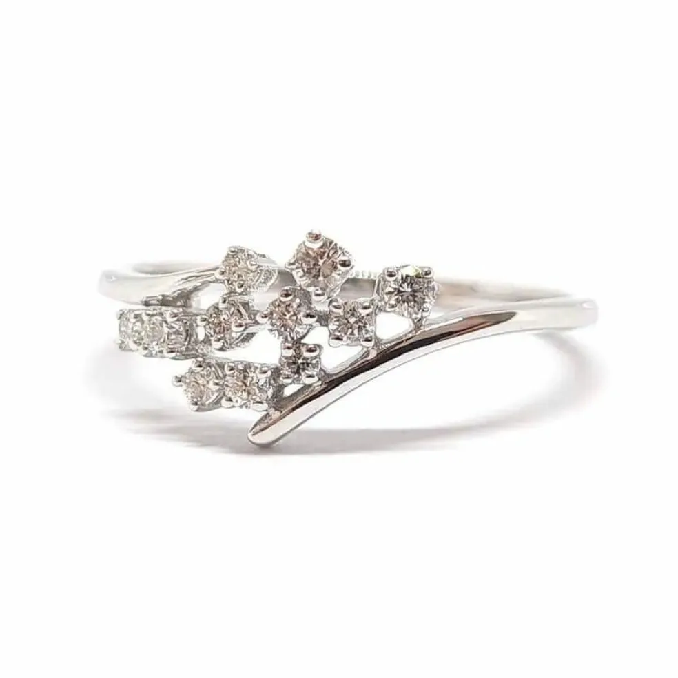 Bague grappe diamants or blanc