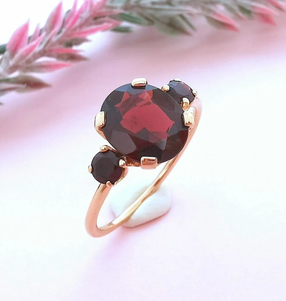 Bague grenats or rose 18 K
