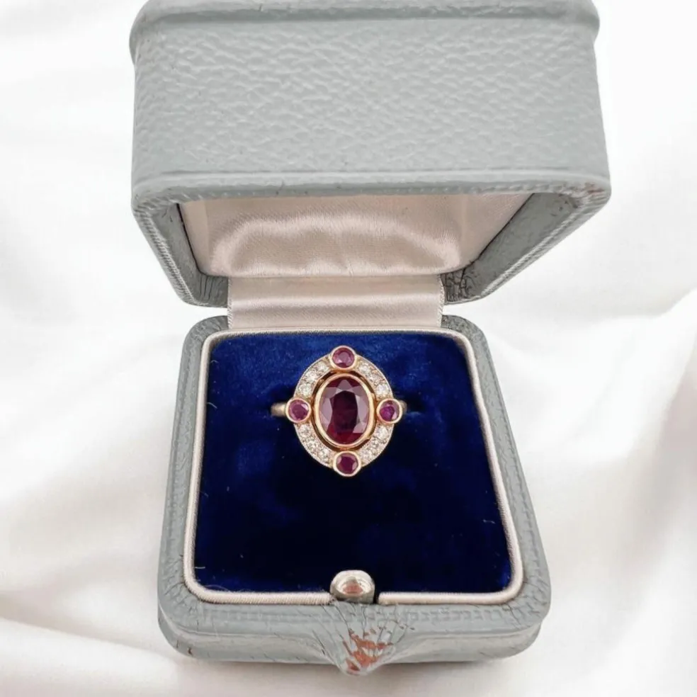 Bague Halo Rubis Birman Naturel et Diamants