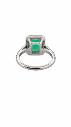 Bague haute joaillerie or blanc émeraude et diamants