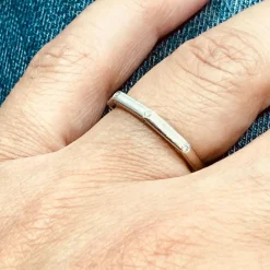 Bague hexagonale en Or blanc & diamants