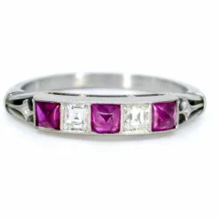Bague Jarretière Diamant, Rubis, Platine