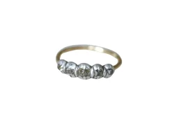 Bague jarretière diamants taillés en table