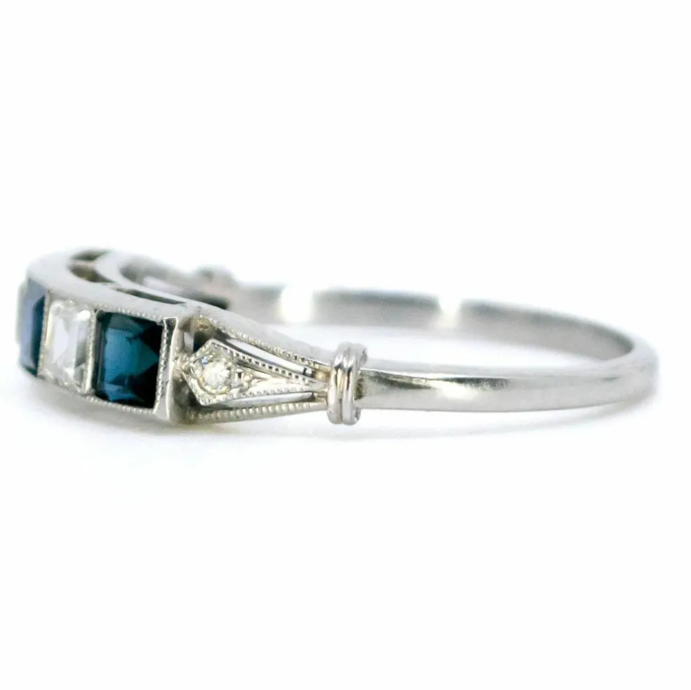 Bague Jarretière Diamants, Saphirs