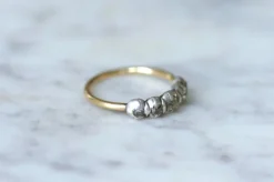 Bague jarretière diamants taillés en table