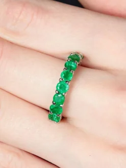 Bague jarretière Emeraudes