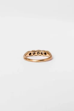Bague Jarretière en or jaune et diamants