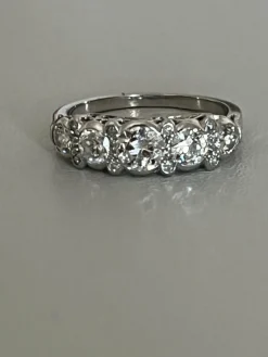 Bague Jarretière Platine Diamants 1,00 ct