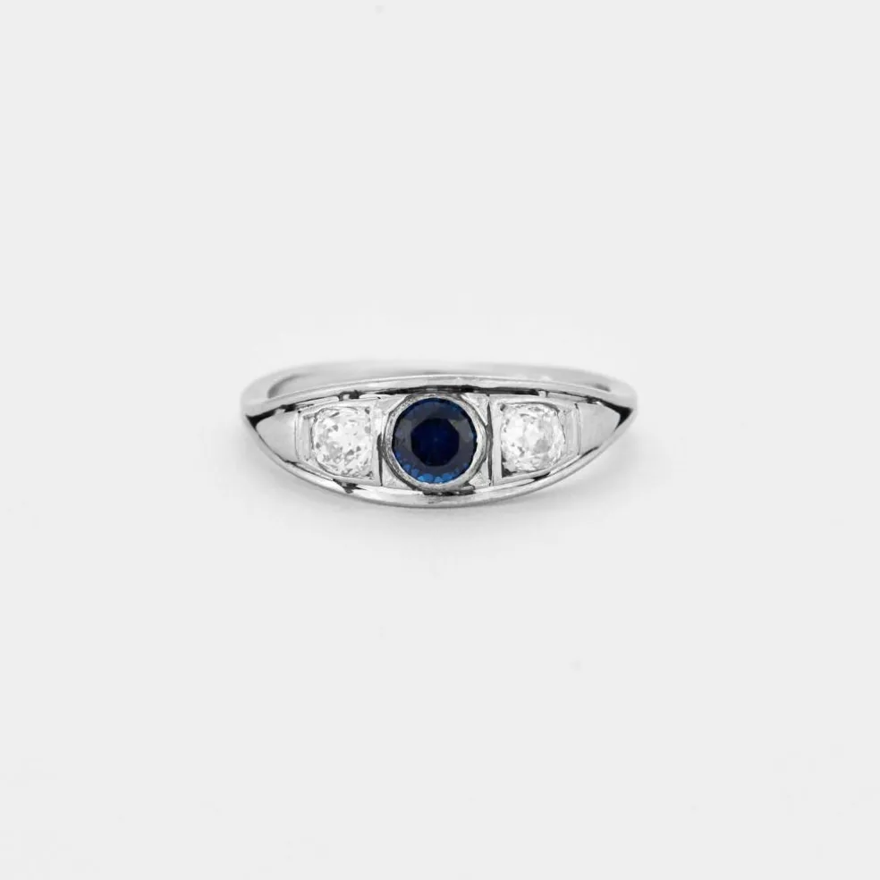 Bague Jarretière Platine Saphir de synthèse Diamants
