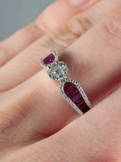 Bague Jarretière Rubis et Diamants