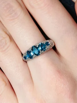 Bague Jarretière Saphirs
