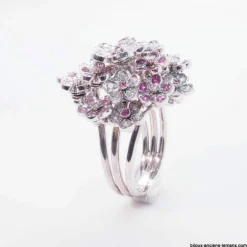 Bague joaillerie or blanc, diamants, saphirs roses