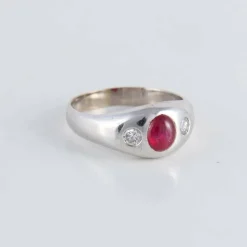 Bague Jonc anglais Rubis cabochon Diamants