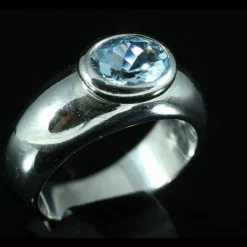 Bague jonc avec aigue-marine