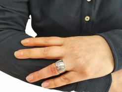 Bague jonc bandeau or blanc diamant