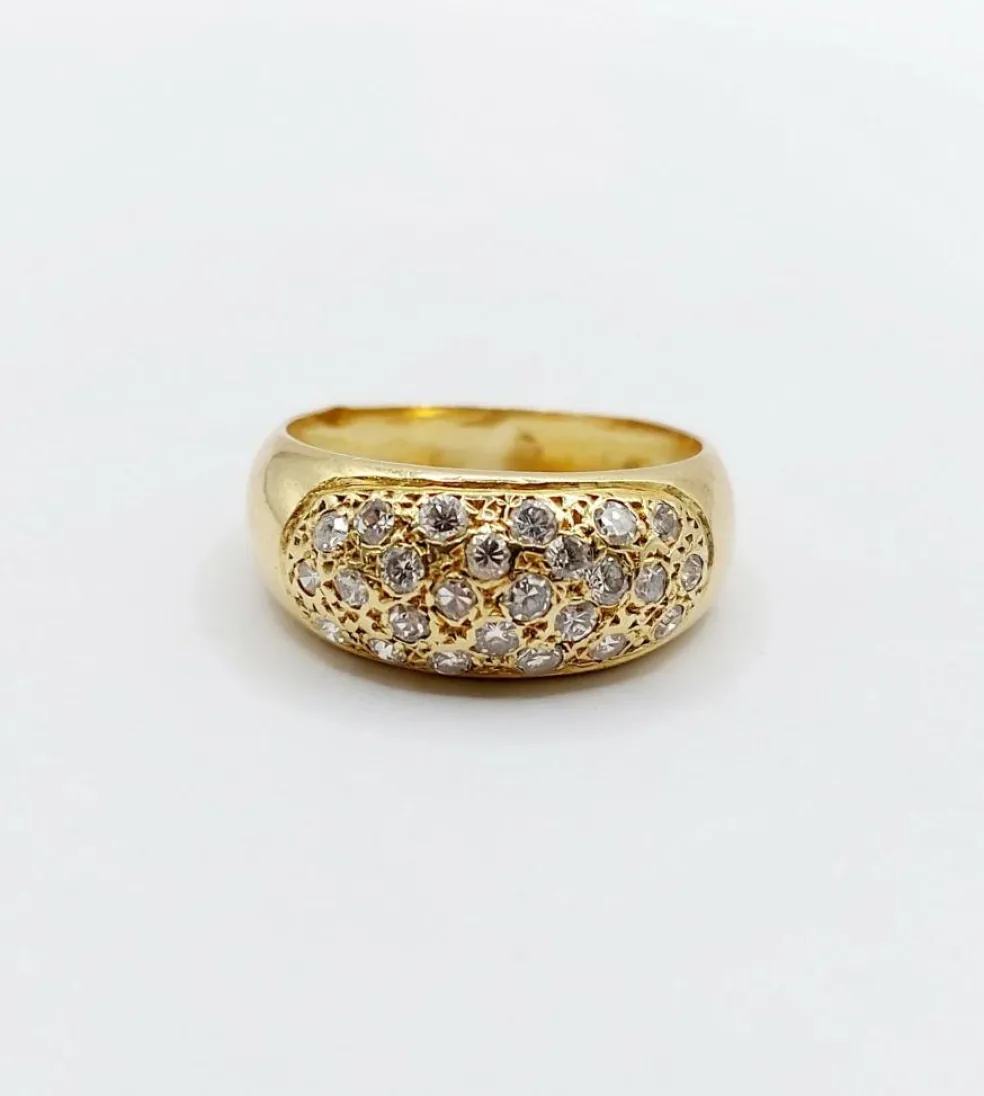 Bague jonc bombée or jaune 18k pavé 0,65 carats de diamants taille brillant