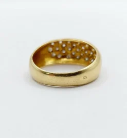 Bague jonc bombée or jaune 18k pavé 0,65 carats de diamants taille brillant