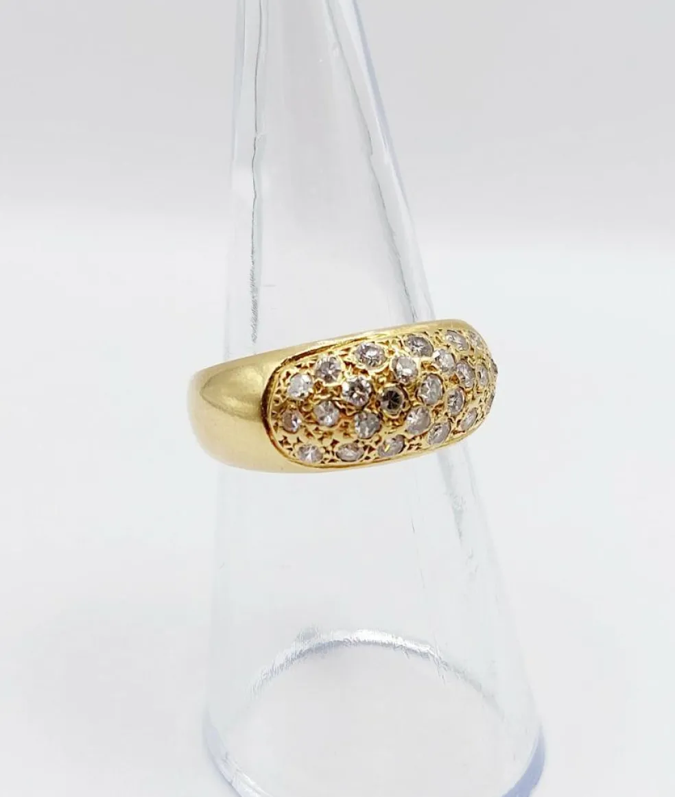 Bague jonc bombée or jaune 18k pavé 0,65 carats de diamants taille brillant