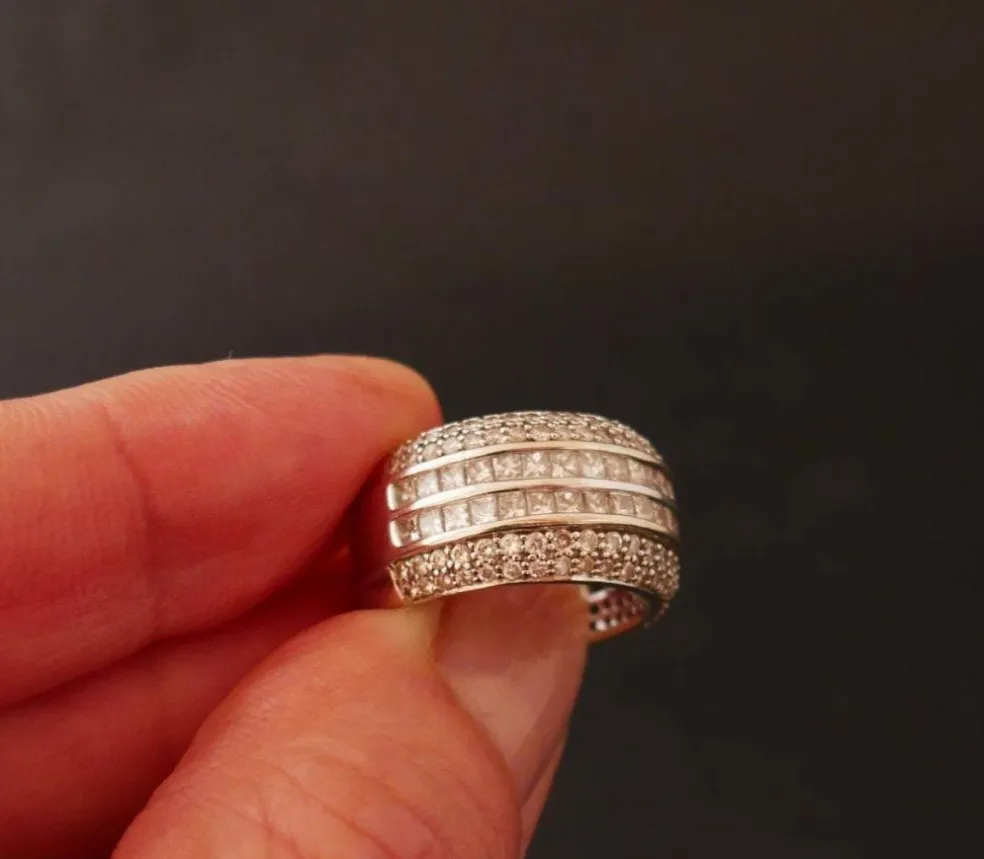 Bague Jonc Diamants