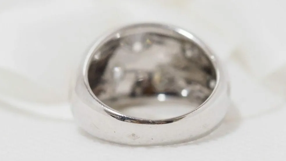 Bague Jonc En Or Blanc Et Diamants