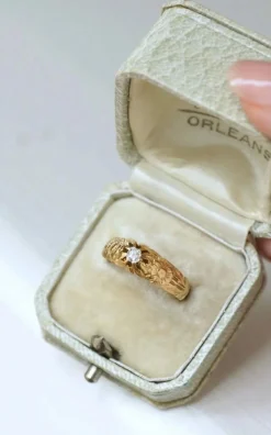 Bague jonc fleur en Or jaune, diamant