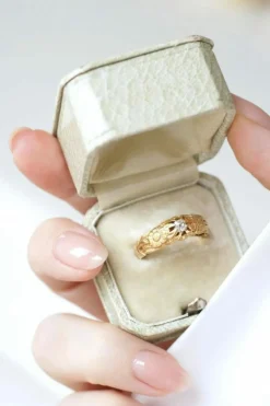 Bague jonc fleur en Or jaune, diamant