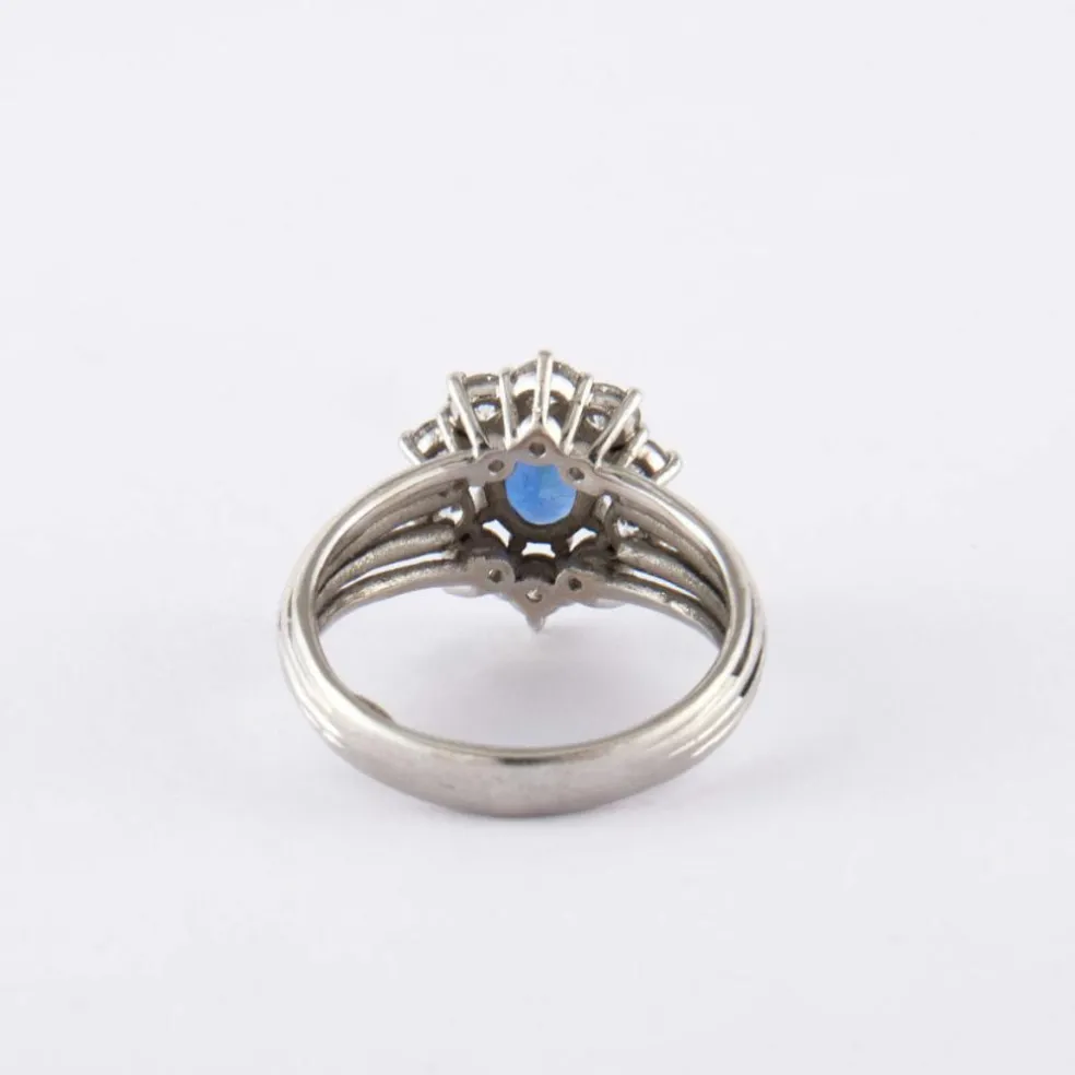 Bague Jonc Marguerite platine, saphir, diamants