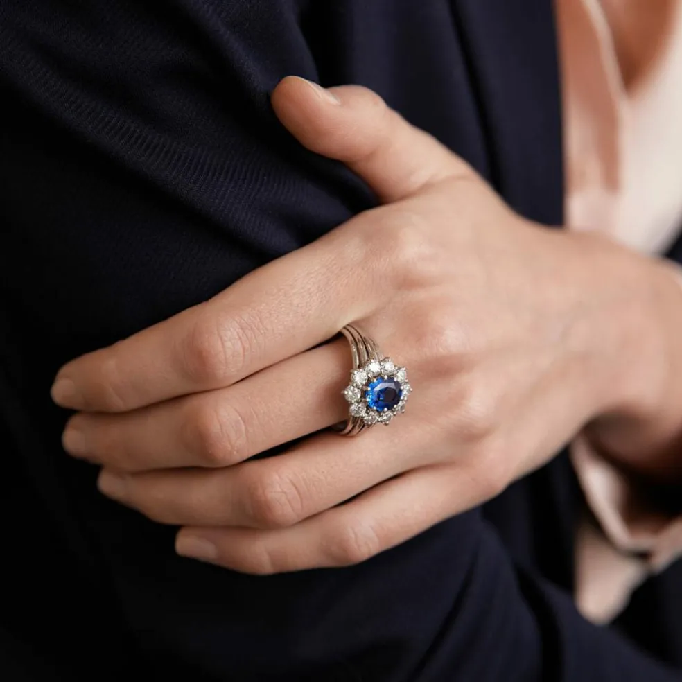 Bague Jonc Marguerite platine, saphir, diamants