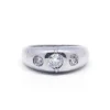 Bague jonc or blanc et diamants