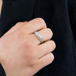Bague jonc or blanc et diamants