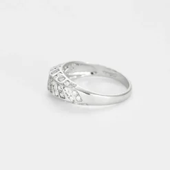 Bague jonc or blanc et diamants