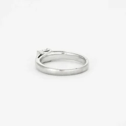 Bague jonc or gris pavage diamants