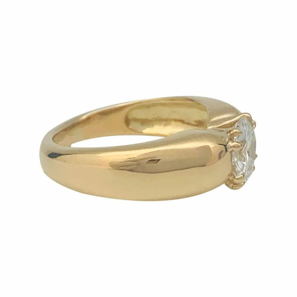 Bague jonc or jaune, diamant.