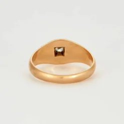 Bague jonc or jaune et diamant