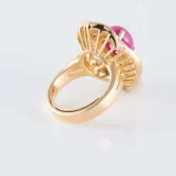 Bague Jupe Rubis cabochon Diamants