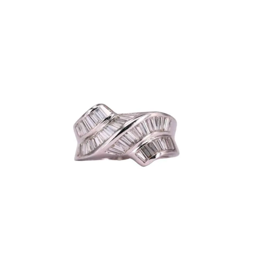 Bague Knott Or blanc Diamants