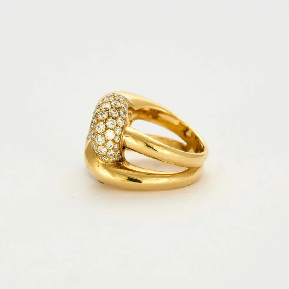 Bague maillon de chaine en or jaune et diamants