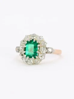 Bague marguerite ancienne or rose émeraude colombienne diamants